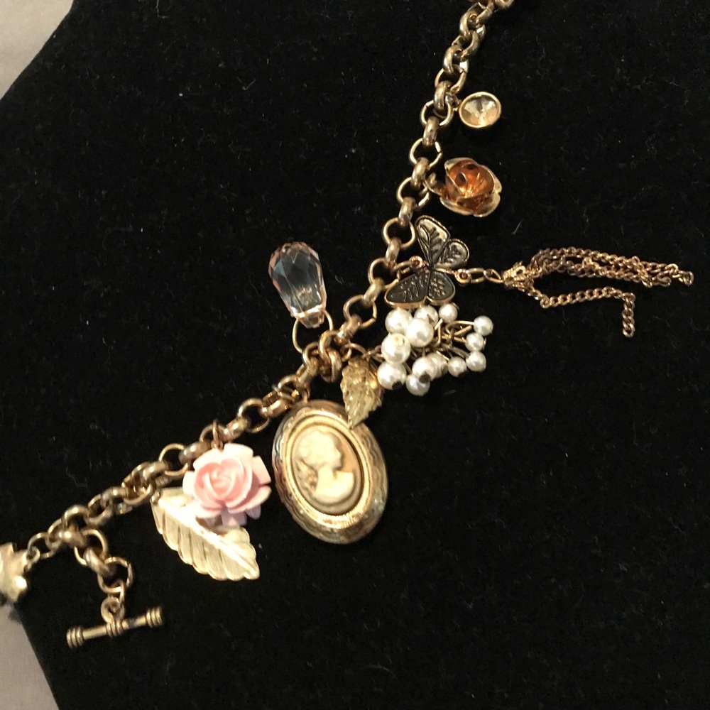 Charm bracelet